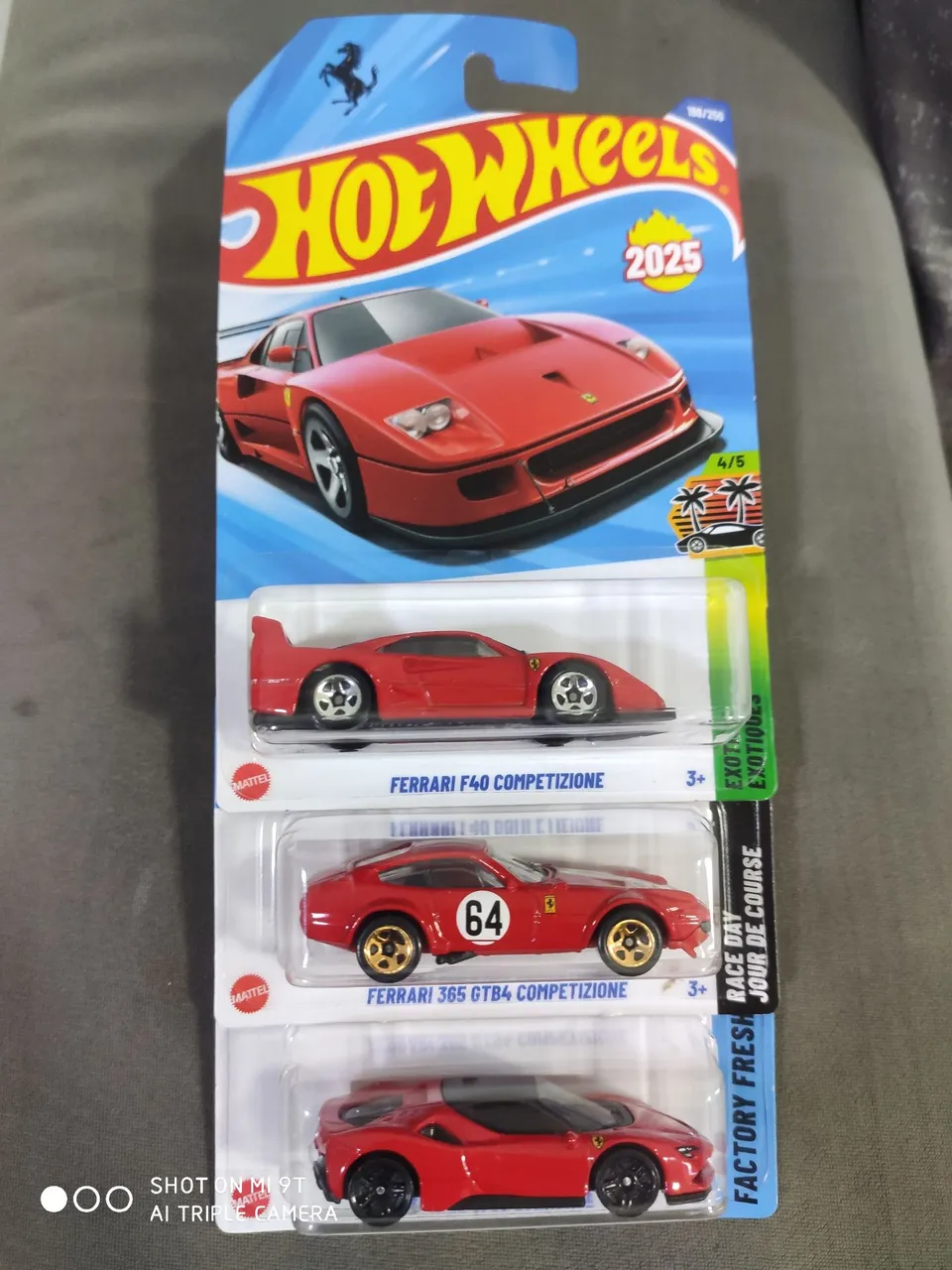 Hot Wheels Ferrari F40, 365 GTB4, SF90