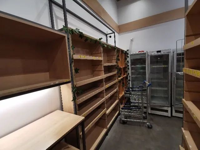 Loja 105m2 com mezanino na Enseada do Suá - Foto 3