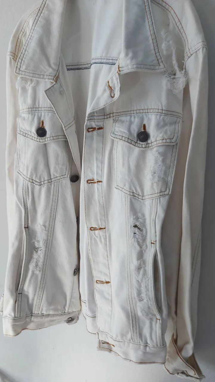 Jaqueta Jeans Branca Destroyed