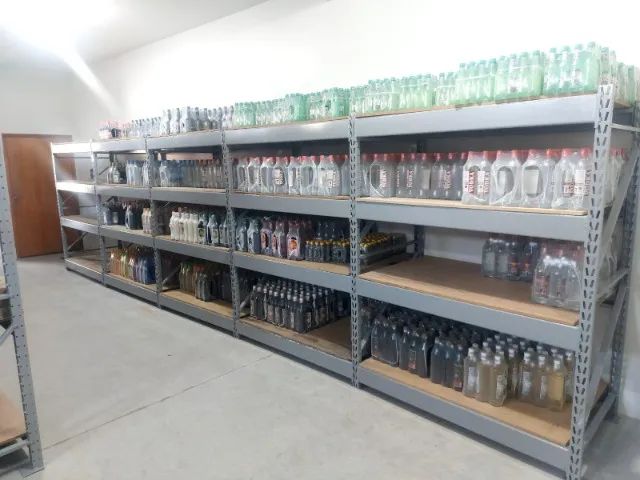 Prateleira para armazenar bebidas