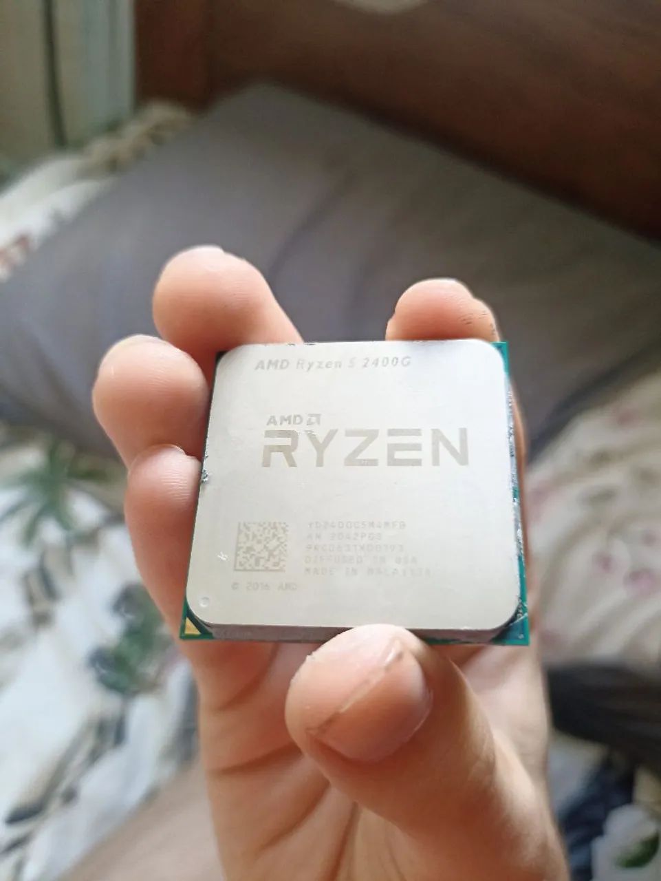 Processador AMD Ryzen 5 2400G + pasta térmica  - Foto 3