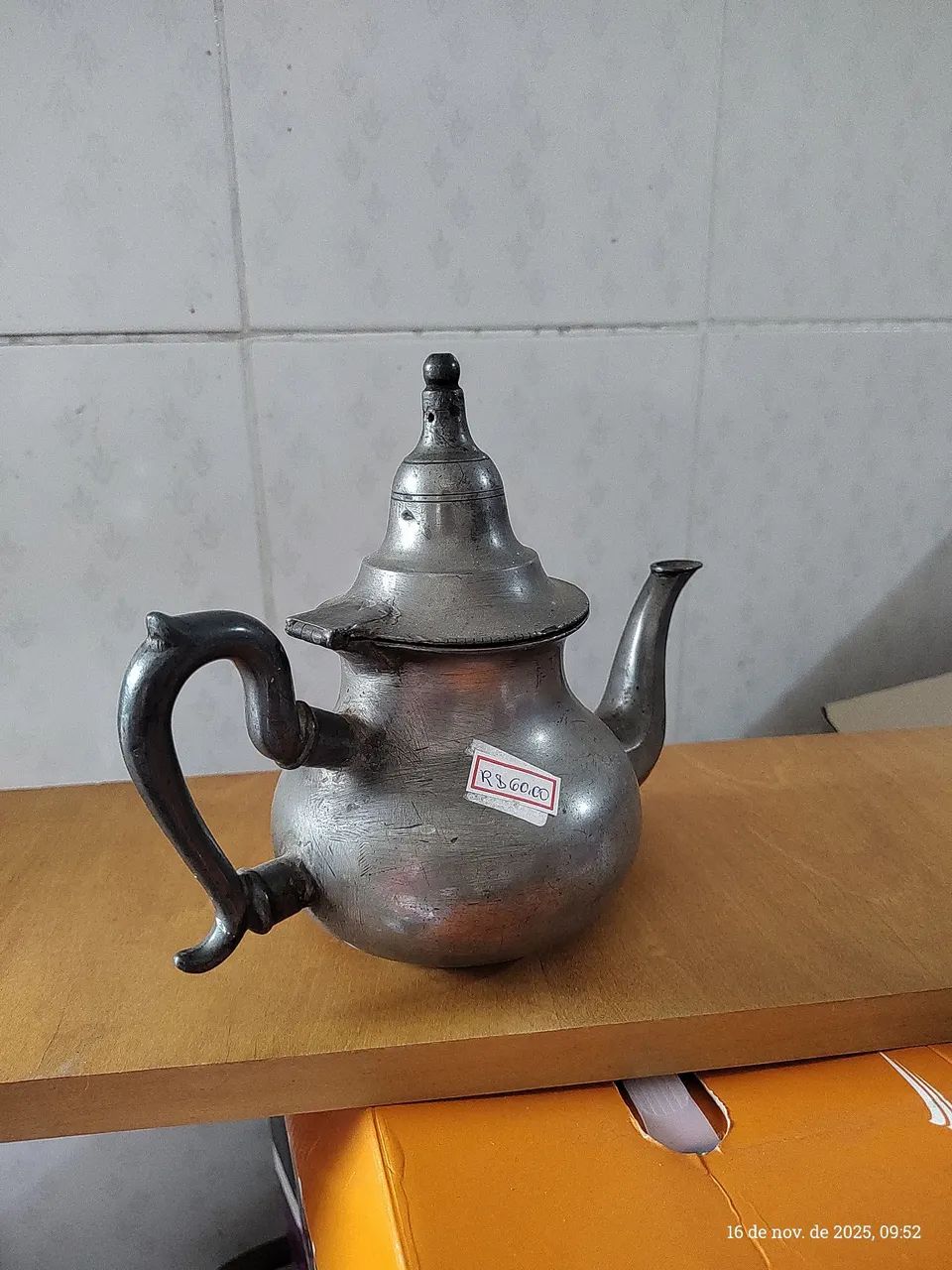 Bule antigo de estanho - Foto 3