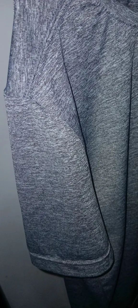Blusas Cinzas Médias - Foto 3