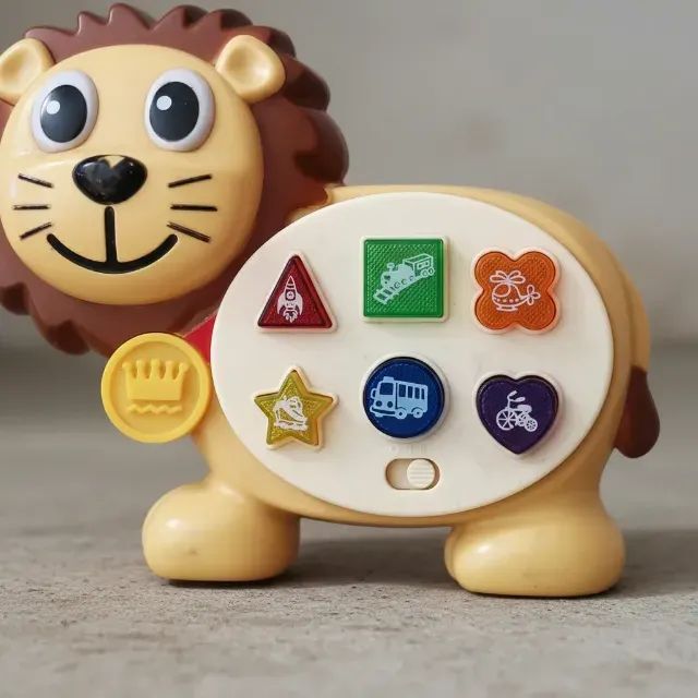 Leão Musical Com Luzes Sons Educativo Interativo Para Bebês - Foto 6