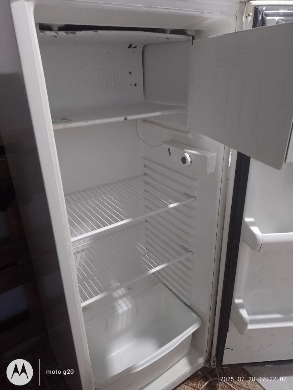 GELADEIRA CONSUL NÃO ENTREGO INFORMAÇÕES ABAIXO NA DESCRIÇÃO RETIRAR SITIO CERCADO  - Foto 3