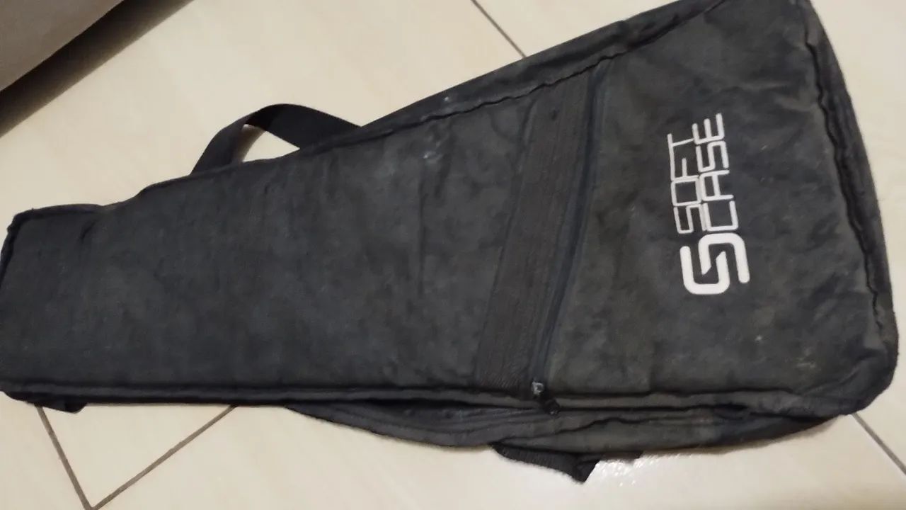 Case cavaquinho 40 reais  - Foto 5