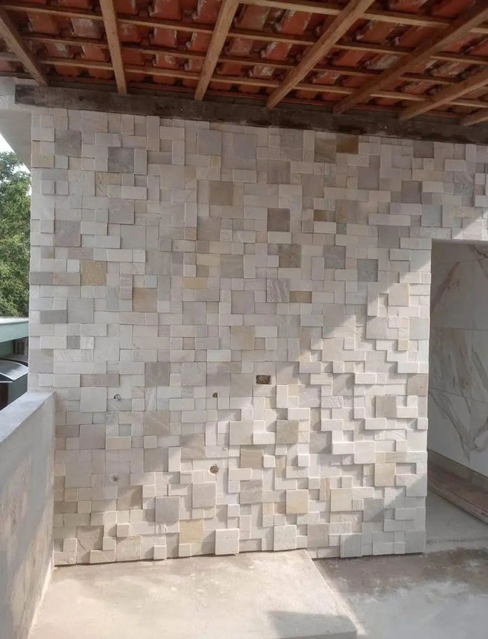 Revestimento de pedras naturais pedra São Tomé na plaquinha 30x30  - Foto 4