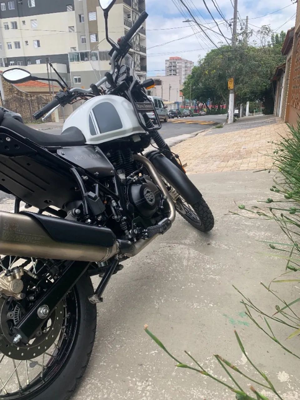 Royal Enfield, modelo Himalaian 411  - Foto 4