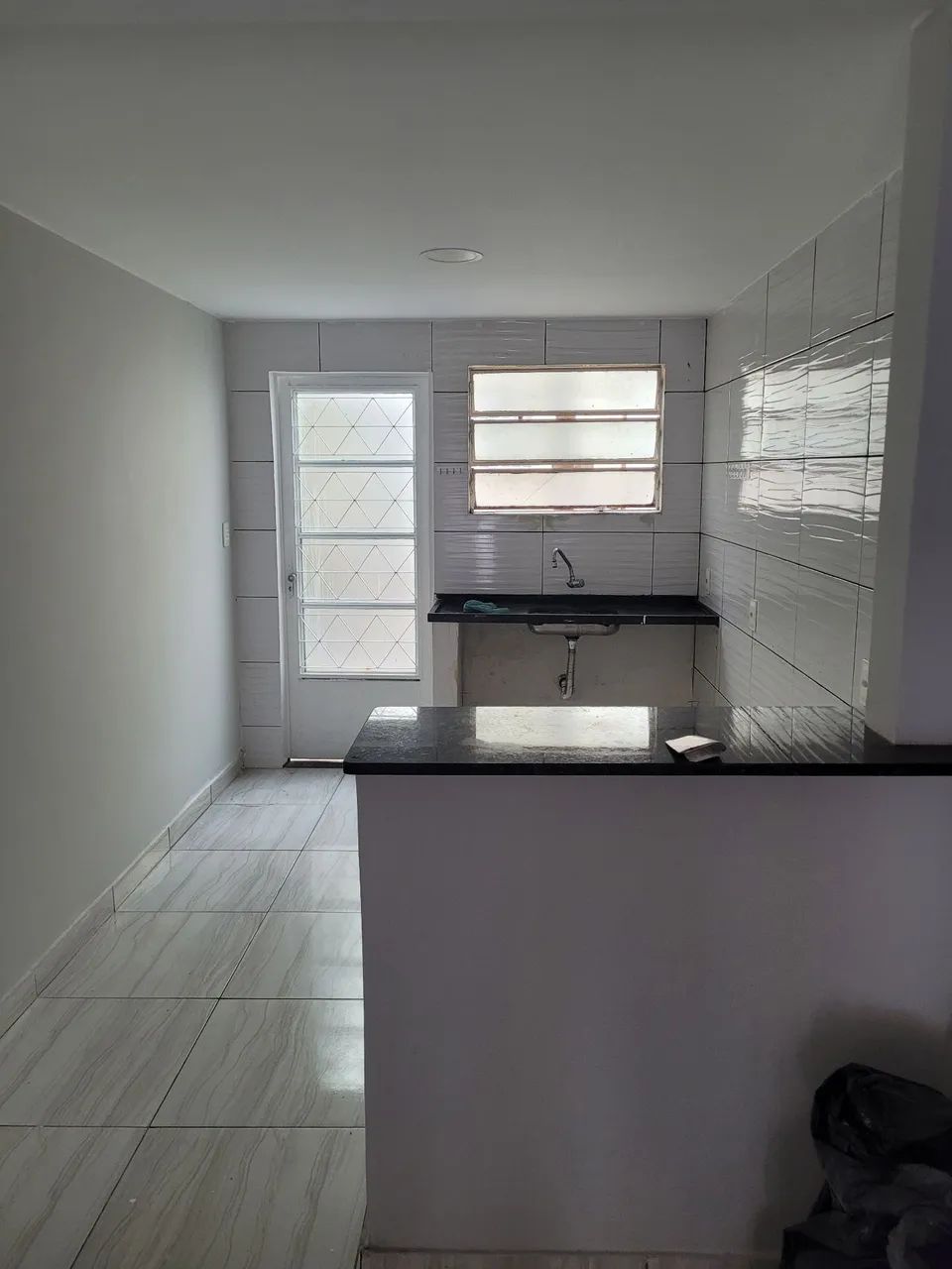 Alugo casa qe 24 frente ao metrô,  guara 2 sem fiador - Foto 3