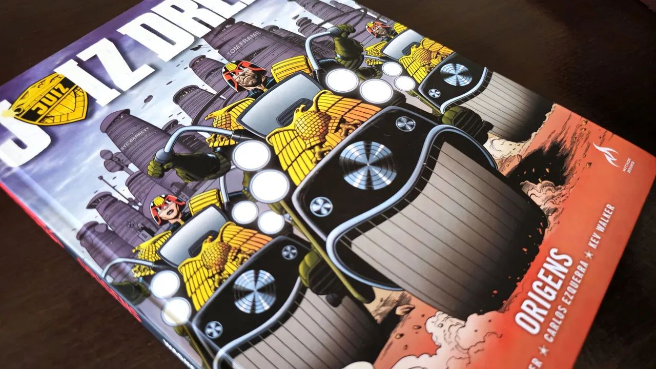 Juiz Dredd - Origens - HQ Mythos - Foto 2