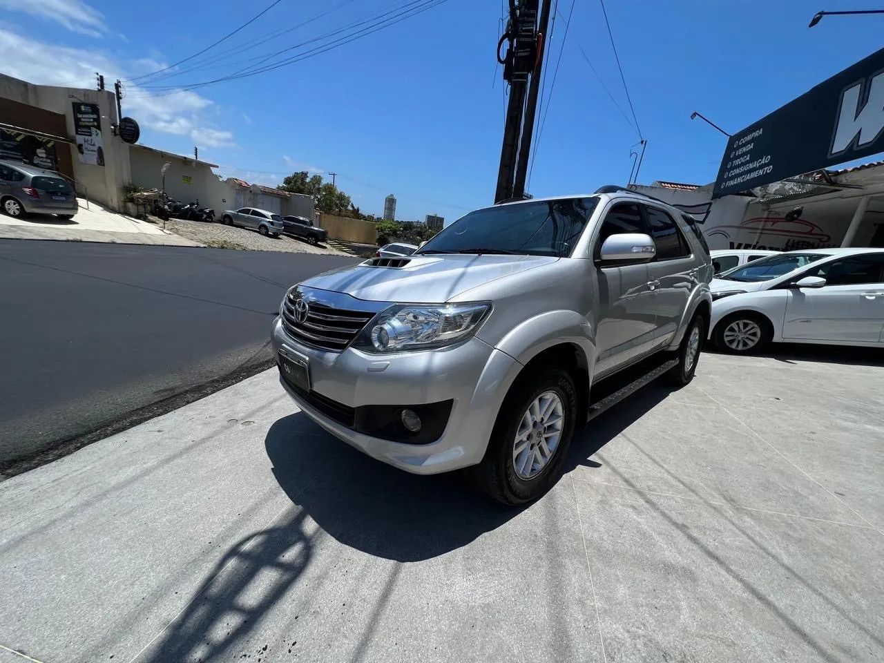 Toyota Hilux SW4 SRV D4-d 4X4 3.0 TDI Dies. AUT 2015 - Foto 3
