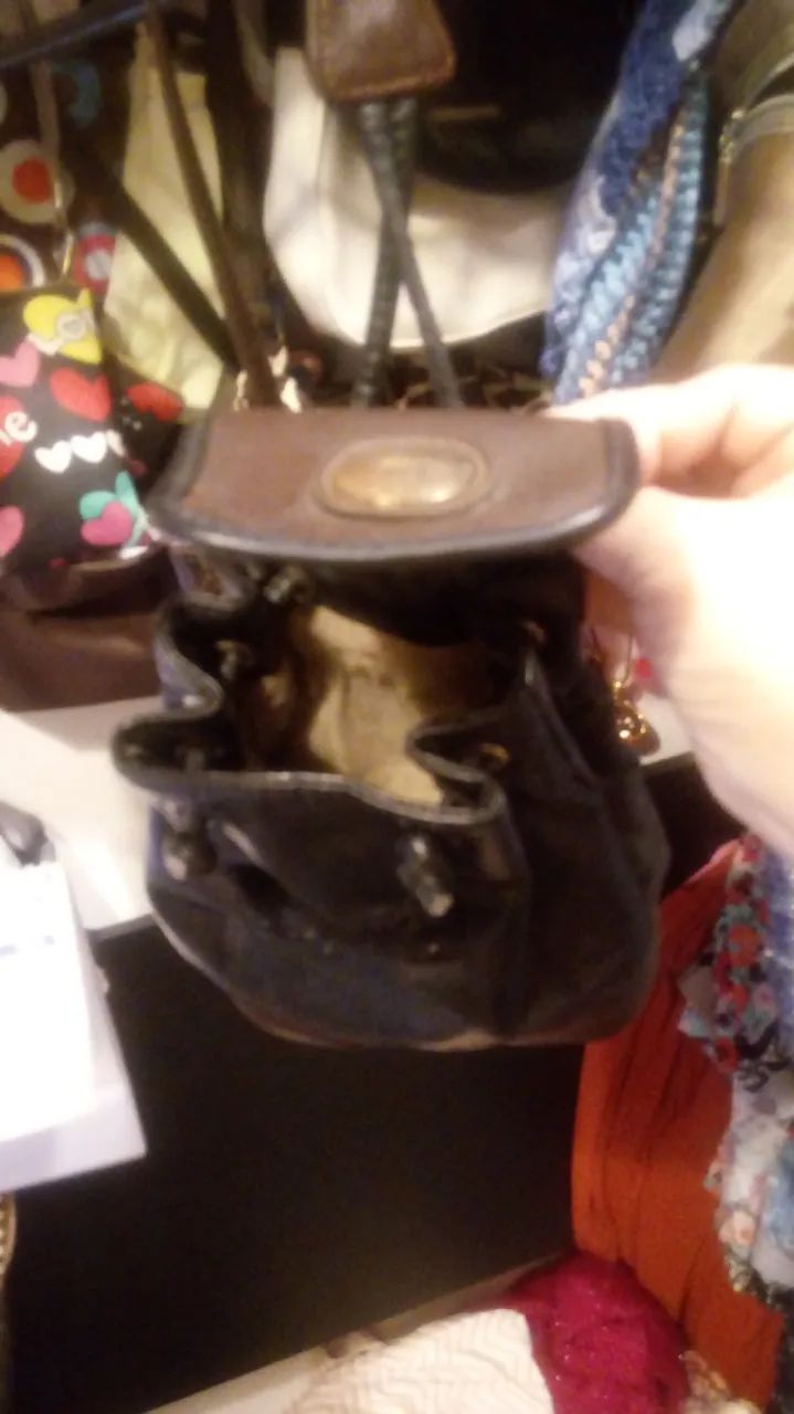 bolsa mochilinha de uma alça - Foto 6
