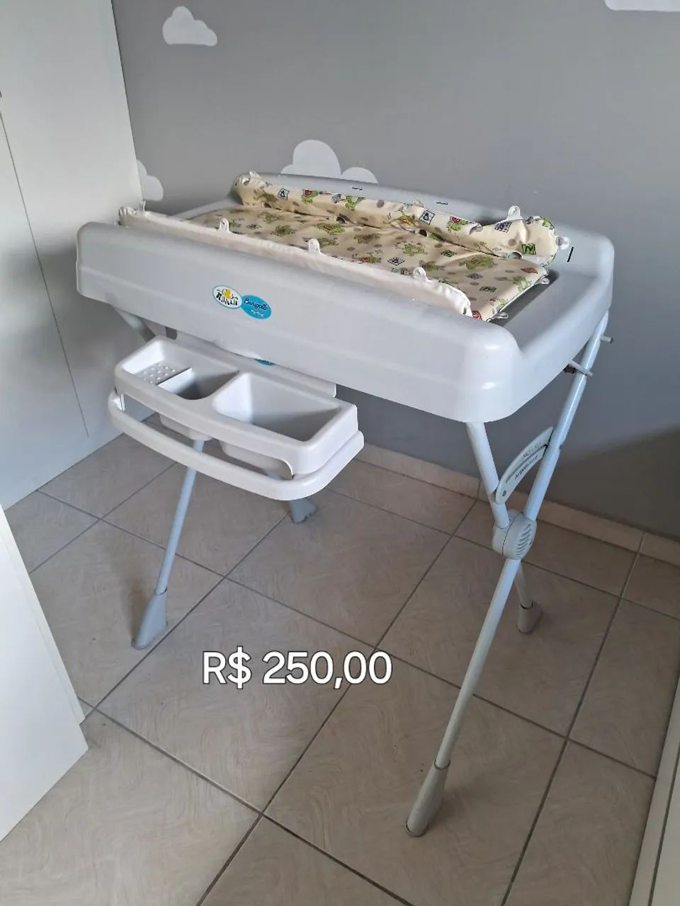 Banheira e Trocador de Bebê com Cuba - Seminovo