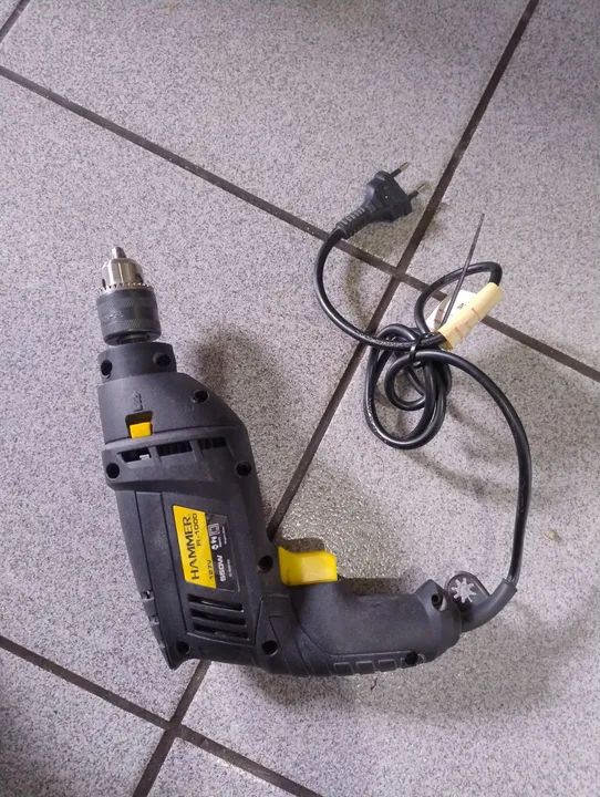  furadeira hammer 550w 127v  - Foto 4