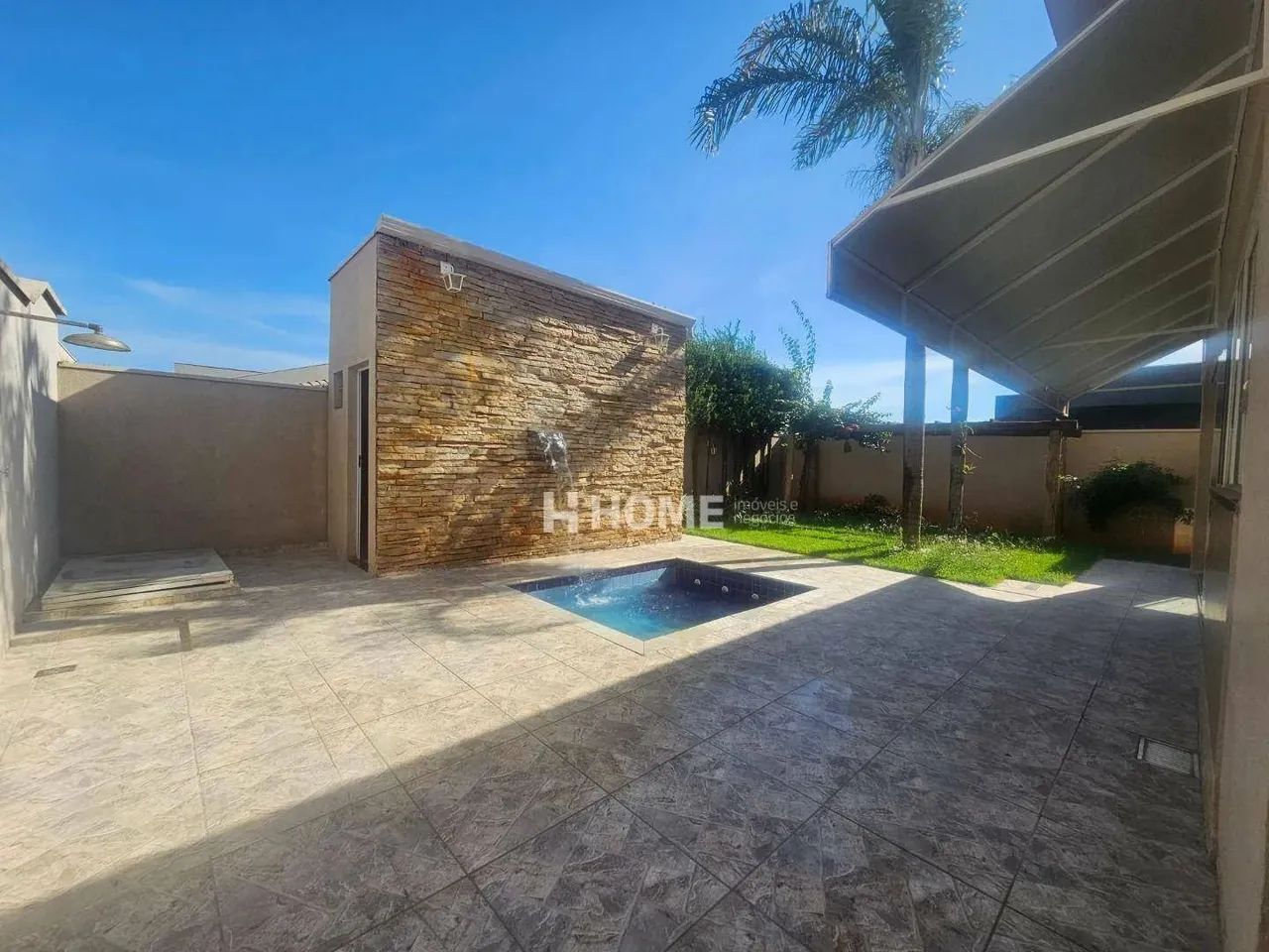 Sobrado com 4 dormitórios à venda, 344 m² por R$ 1.600.000,00 - RECANTO DO LAGO - São José
