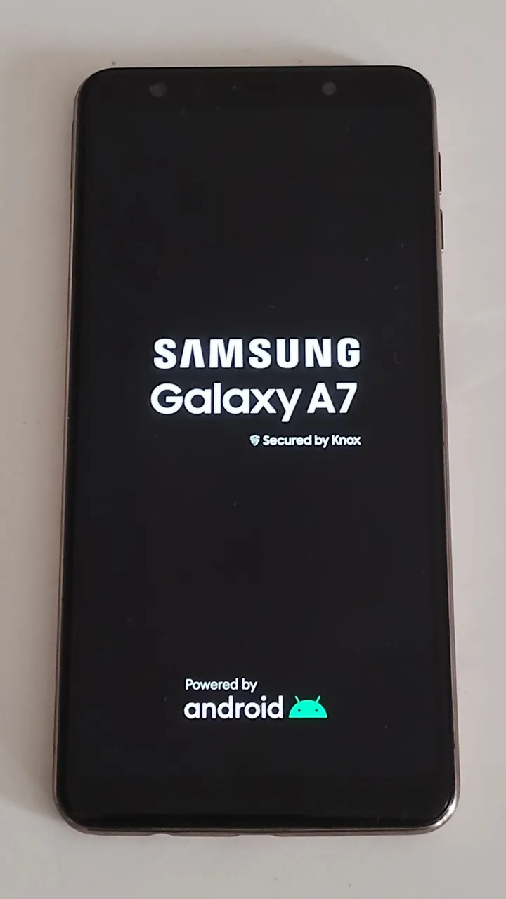 SAMSUNG GALAXY A7 