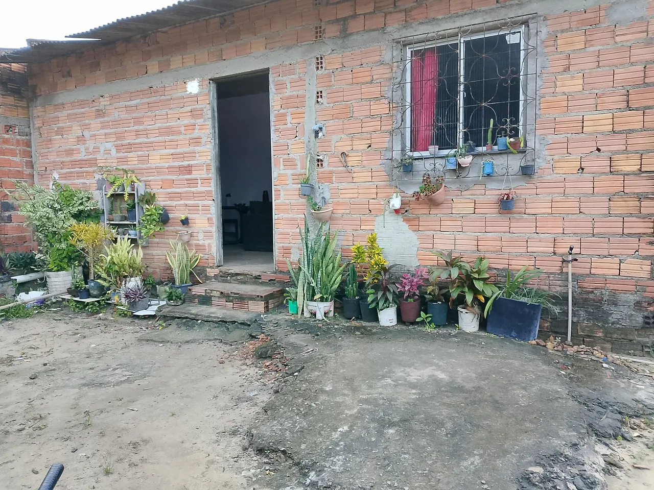 Vendo casa com 4 compartimento na Nova Vida Andiroba