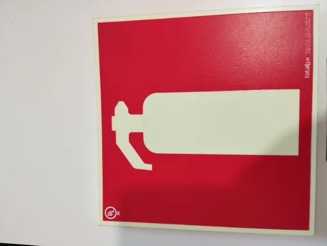 Placas de Sinalização - Foto 2