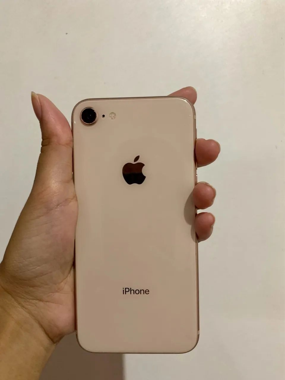 IPHONE 8 - 64g