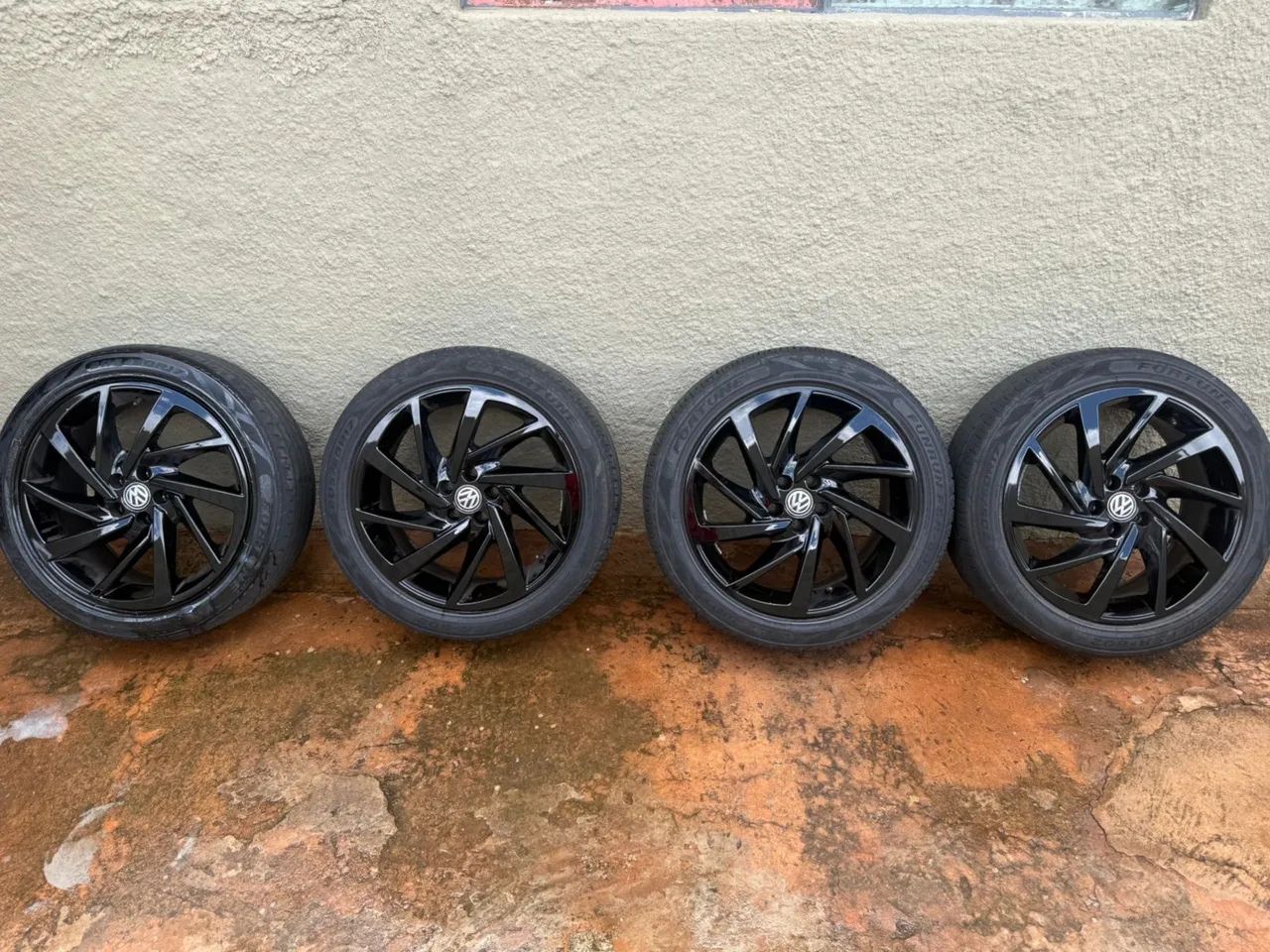 Jogo de rodas c/ Pneu Aro 17