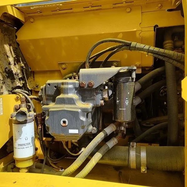 Escavadeira Komatsu PC 200 2014 - Foto 3