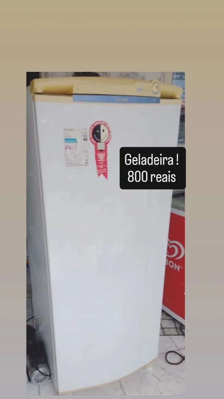 Geladeira 800 reais