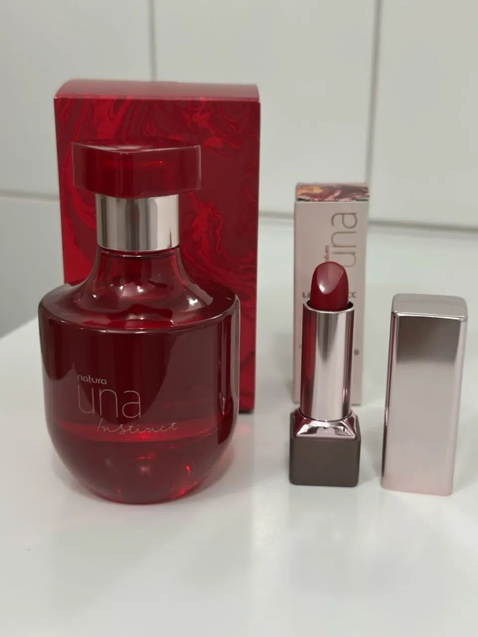 Kit Natura Una Instinct: Perfume e Batom Vermelho - Foto 3