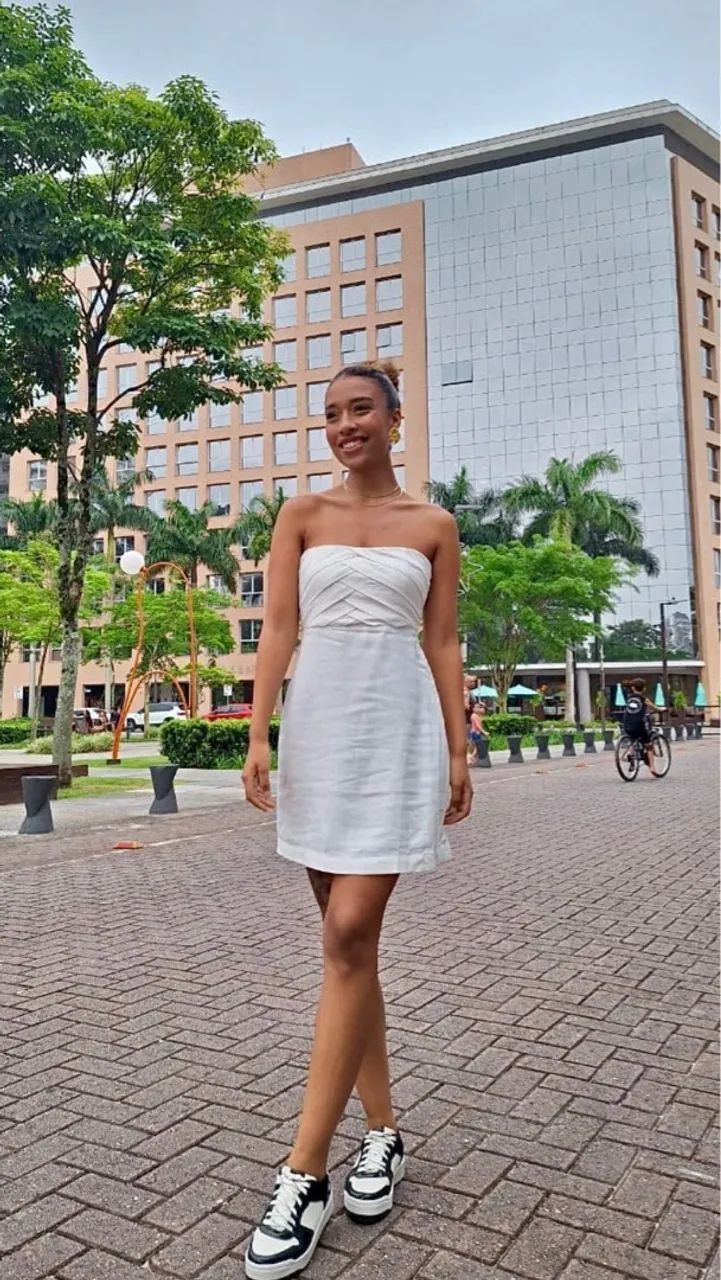 Vestido branco tomara que caia