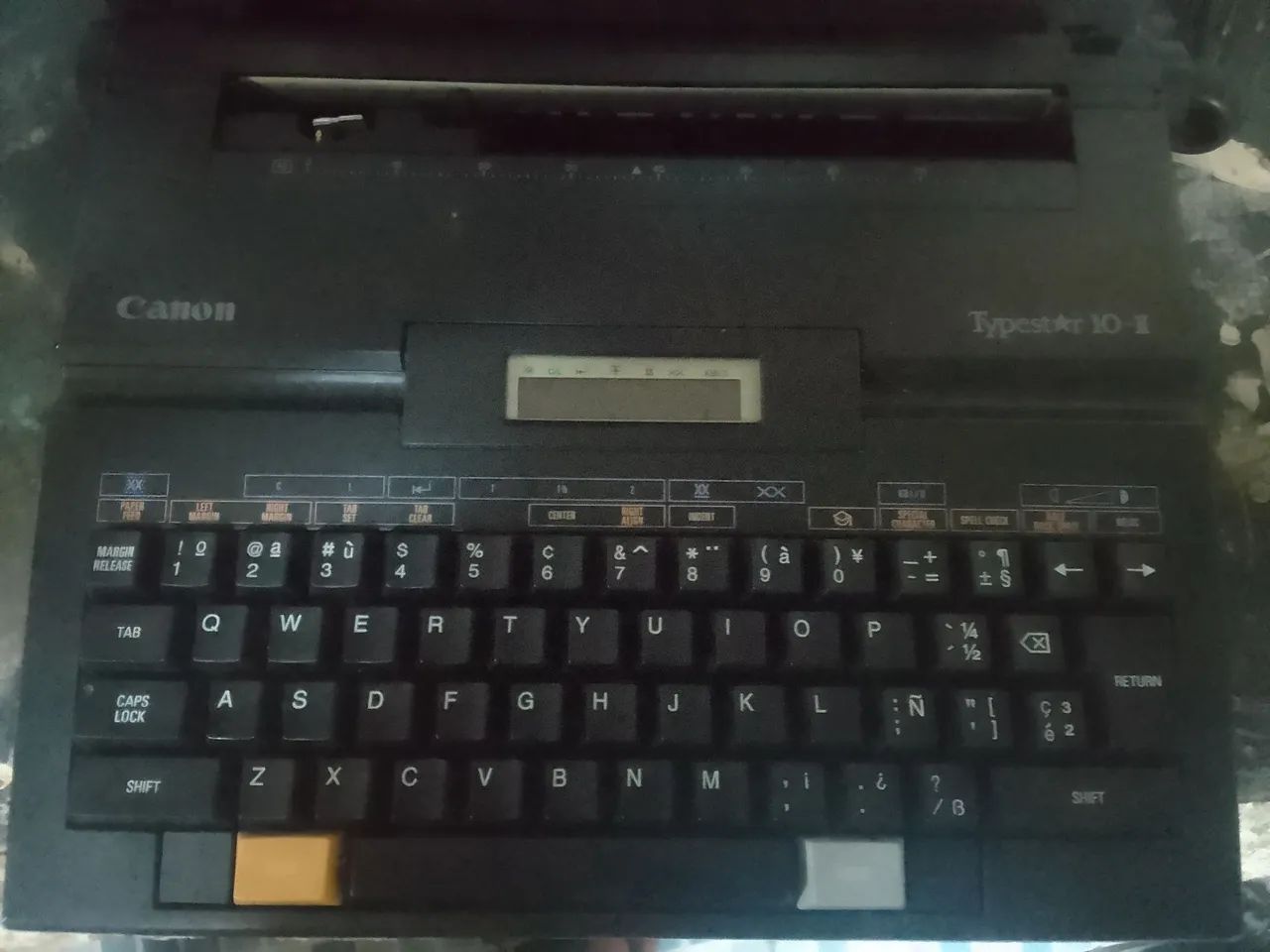 Máquina de escrever 64310422715395121