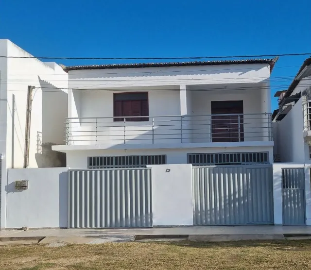 Casa próxima ao Troodon Park Hotel