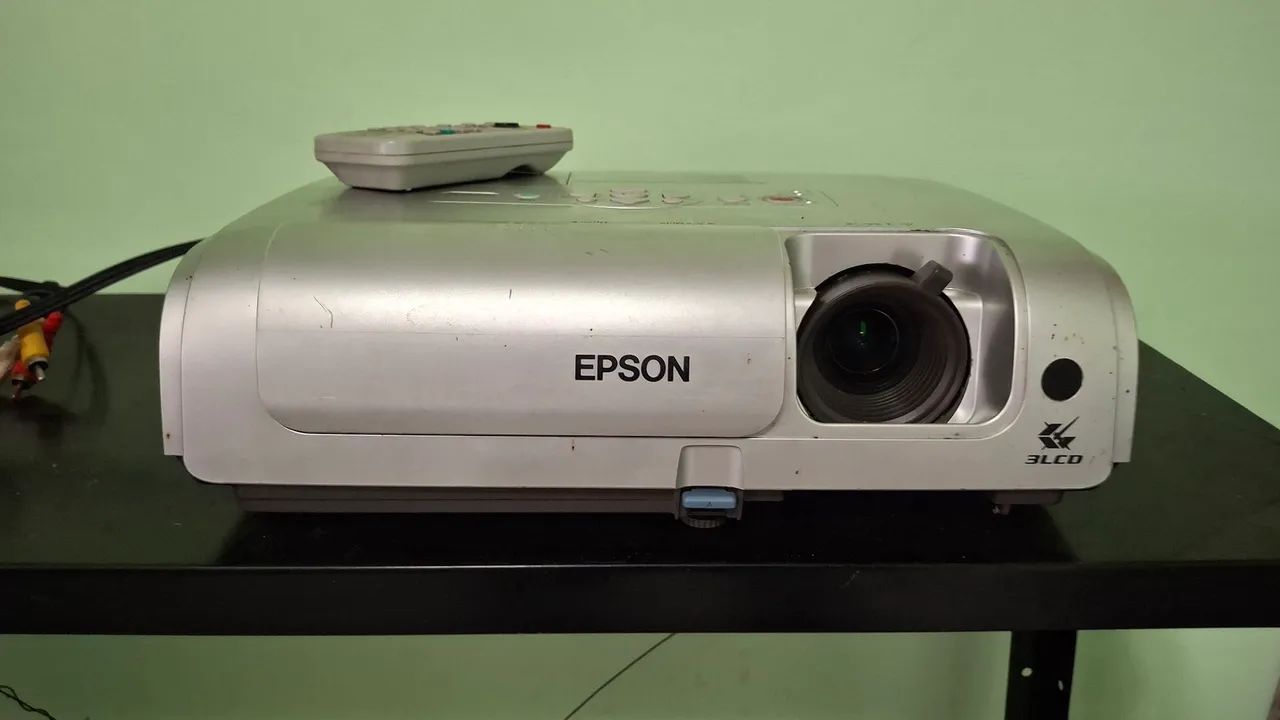 Vendo projetor EPSON EMP-S4 - Foto 3