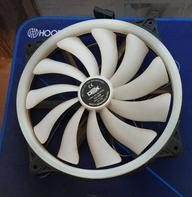 fan de gabinete 200mm