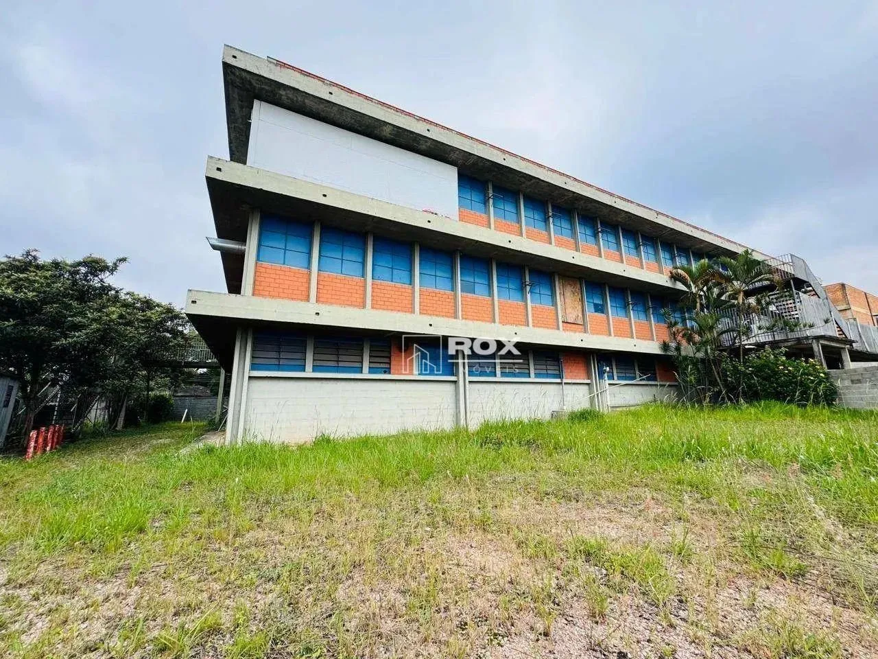 Galpão à venda, 2947 m² por R$ 5.500.000,00 - Bacacheri - Curitiba/PR