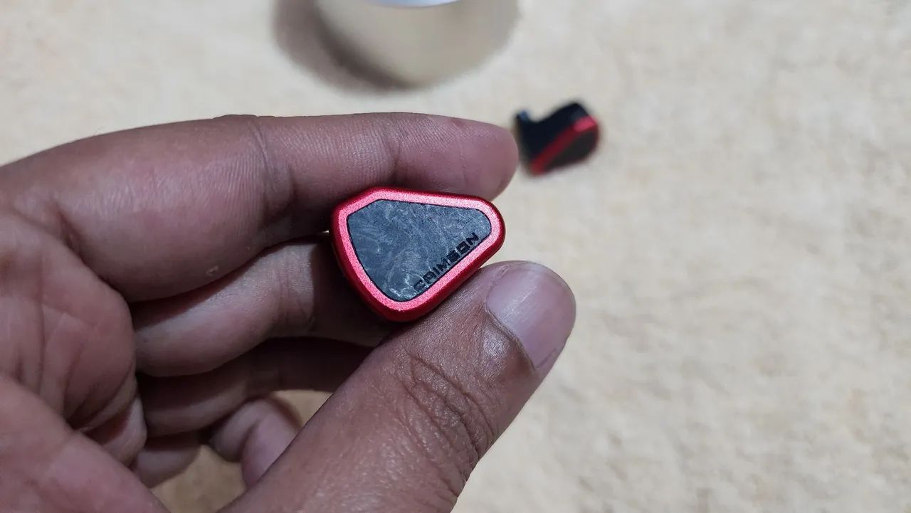 SYMPHONIUM CRIMSON (Fone de ouvido)