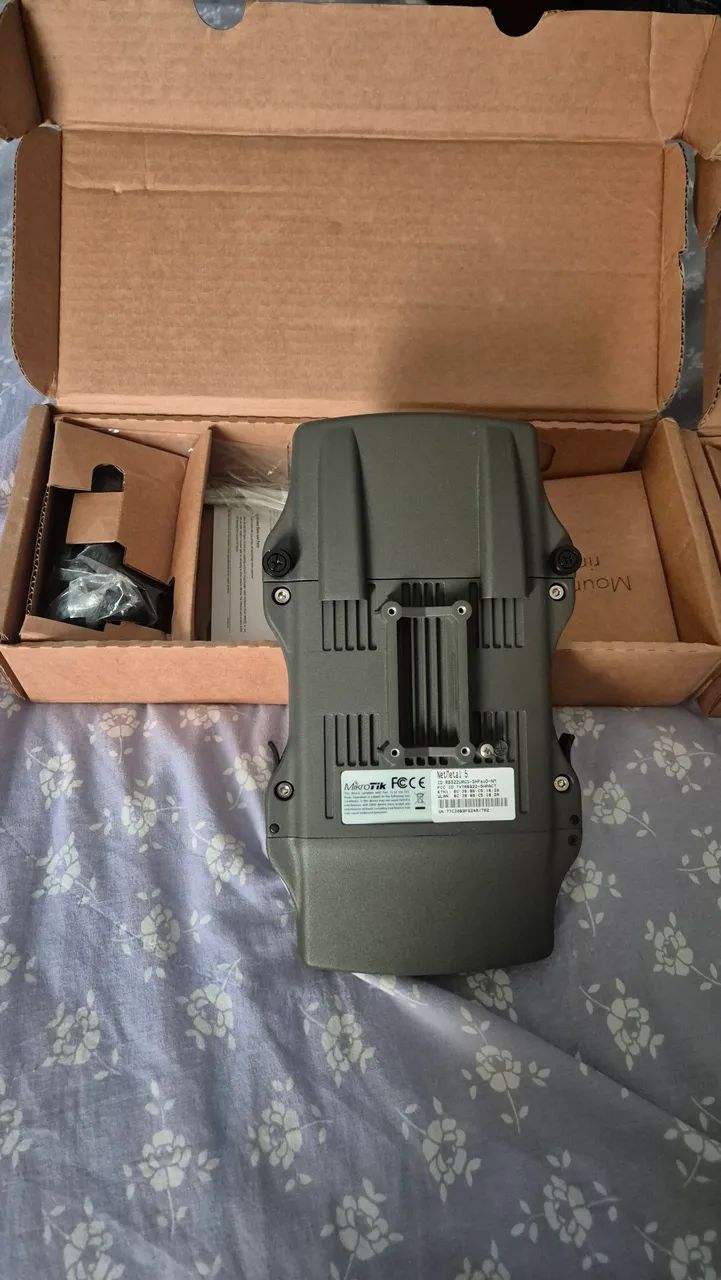 Roteador MikroTik NetMetal 5