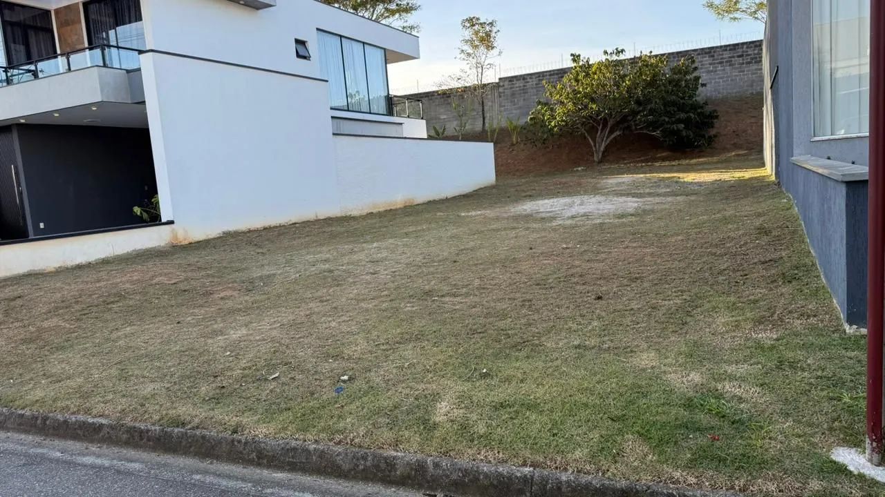 Foto - Pindamonhangaba - Condomínio Residencial e Comercial Moema Ville