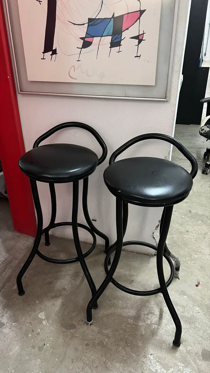 banquetas novas pretas