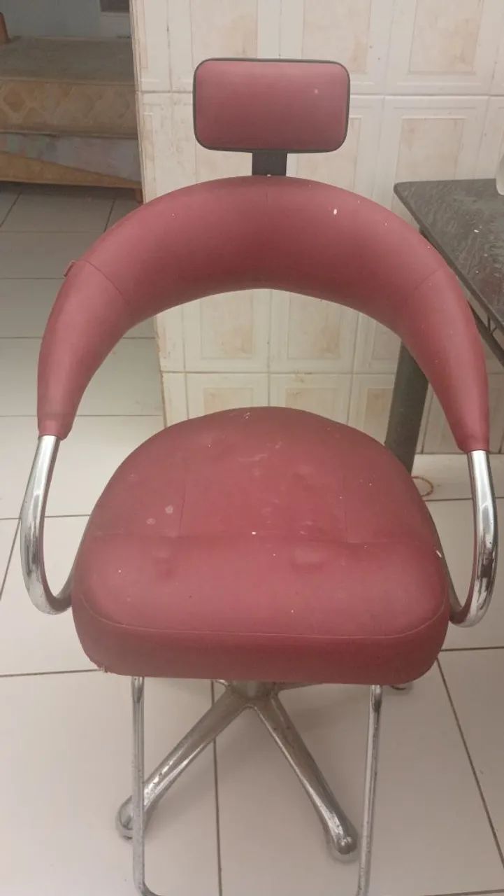 Vende-se está cadeira  - Foto 2
