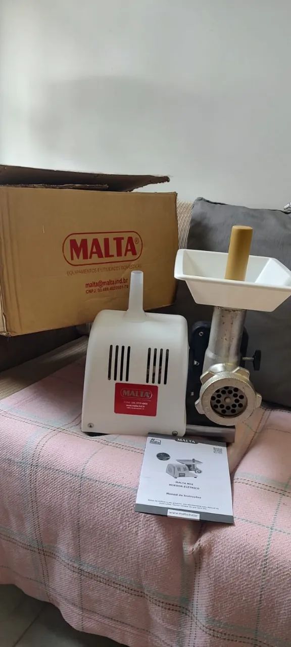 MAQUINA DE MOER CARNE ELETRICA