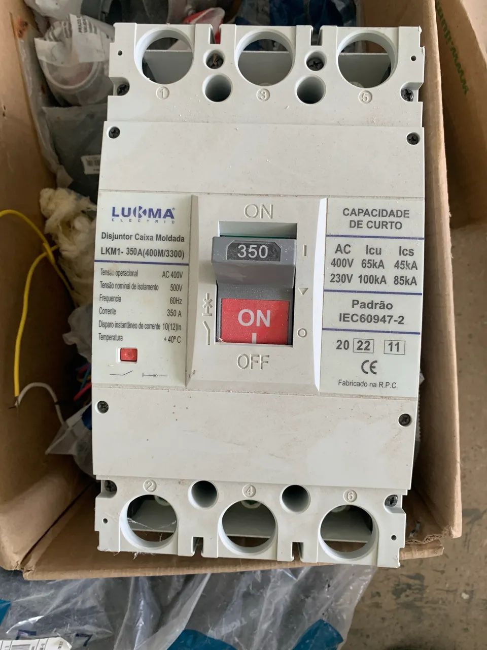 Disjuntor caixa moldada 350 amperes 