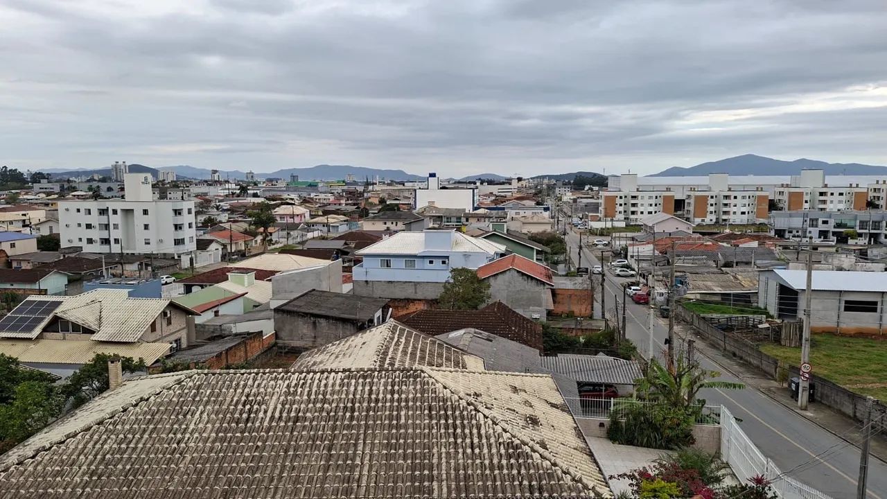 Alugo kitnet compacta: Bela Vista Palhoça