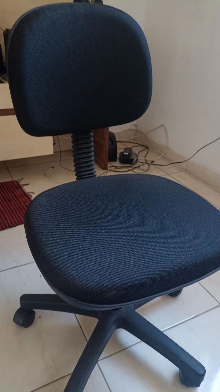 Cadeira de escritório giratoria