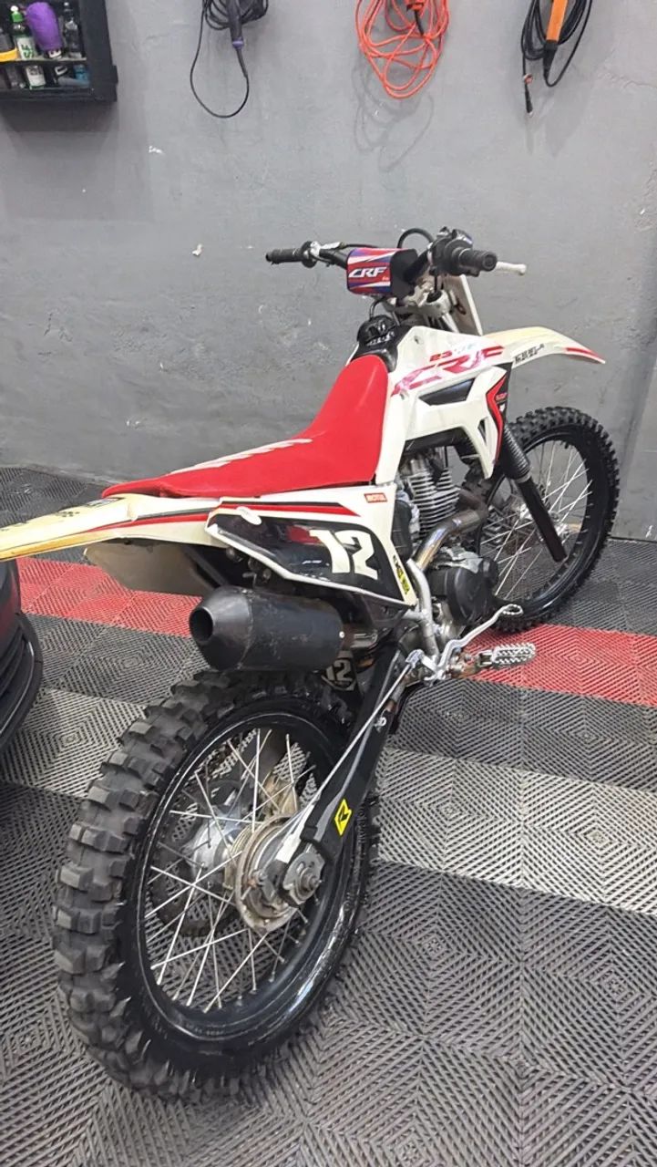 CRF 230 F - Foto 2
