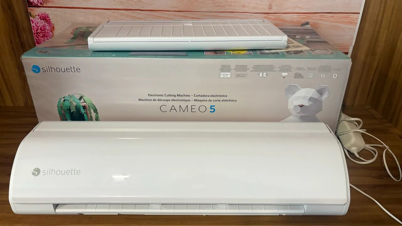 Silhouette Cameo 5