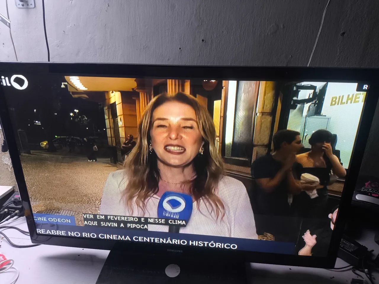 TV Samsung plasma 43pl não smart  - Foto 4