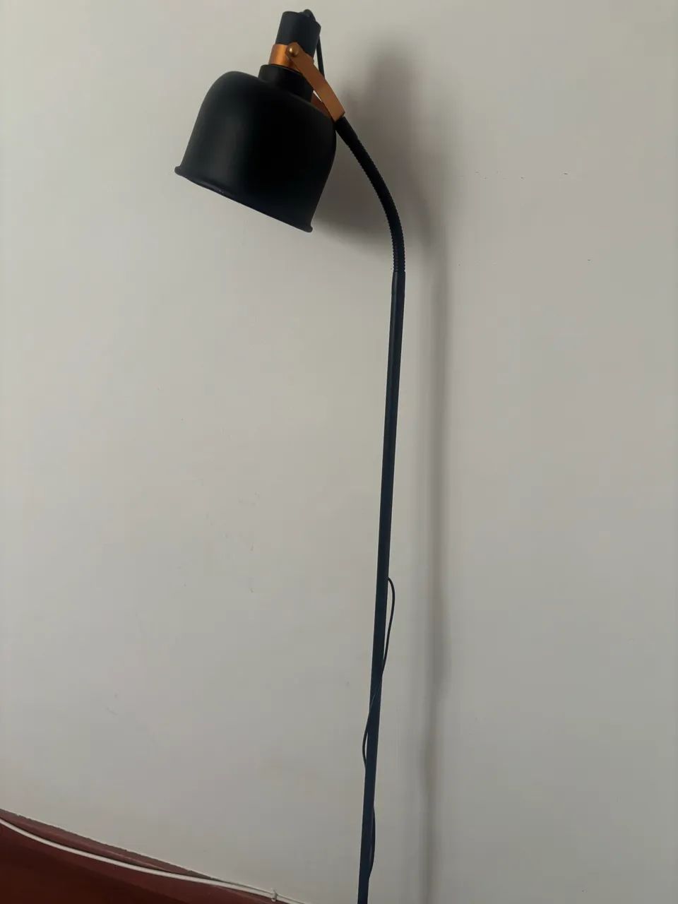 LUMINÁRIA DE CHÃO PISO ARCO
