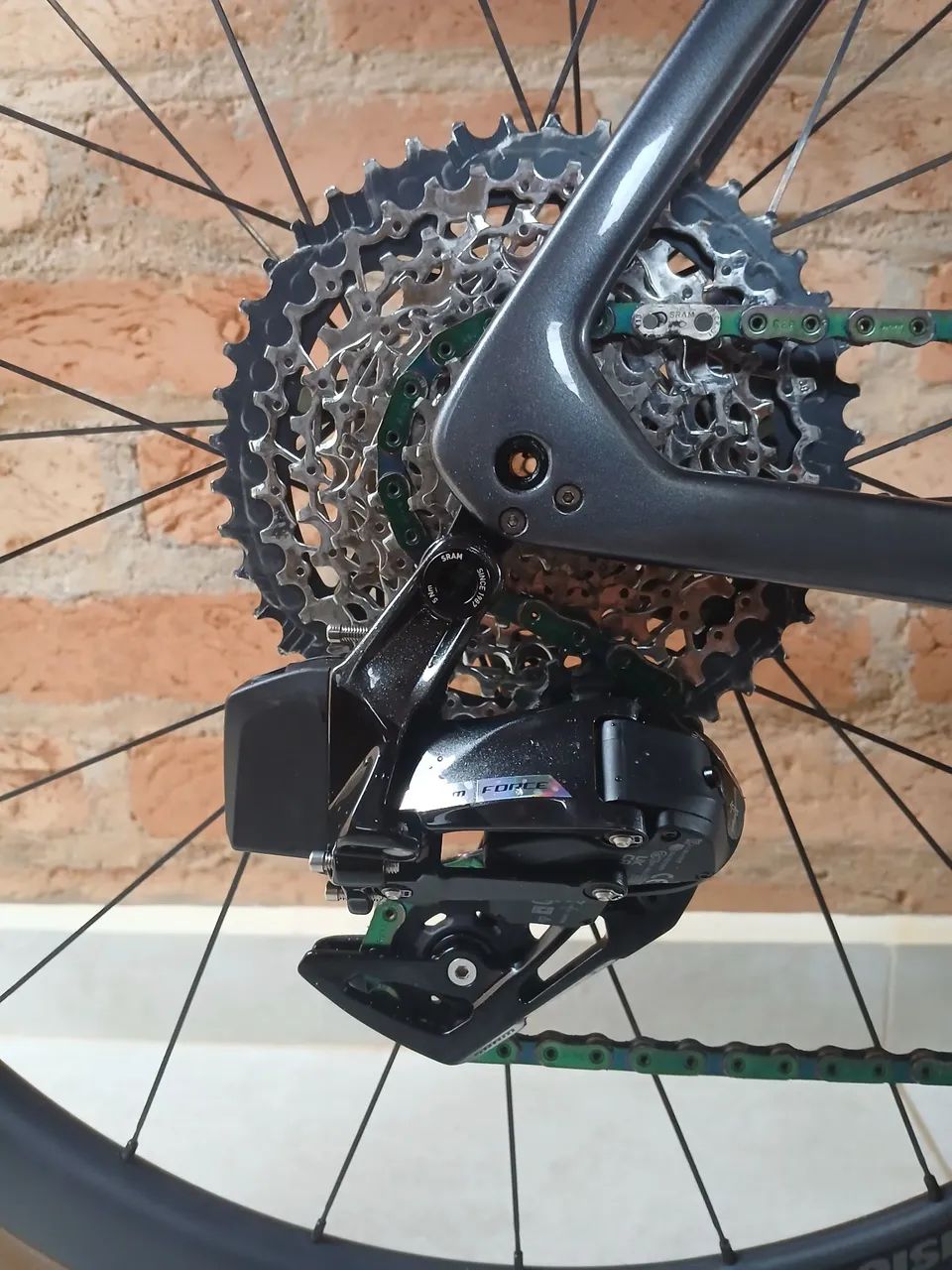 TREK EMONDA SL7 AXS - Foto 4