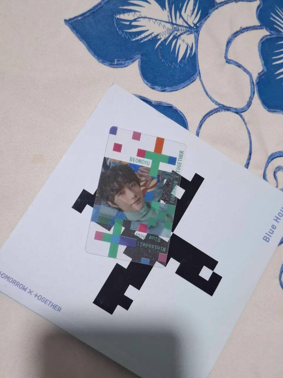 CD BLUE HOUR KPOP TXT - Foto 2