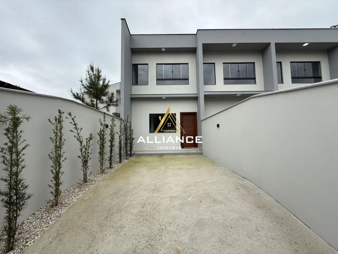 SOBRADO DUPLEX | NEREU RAMOS