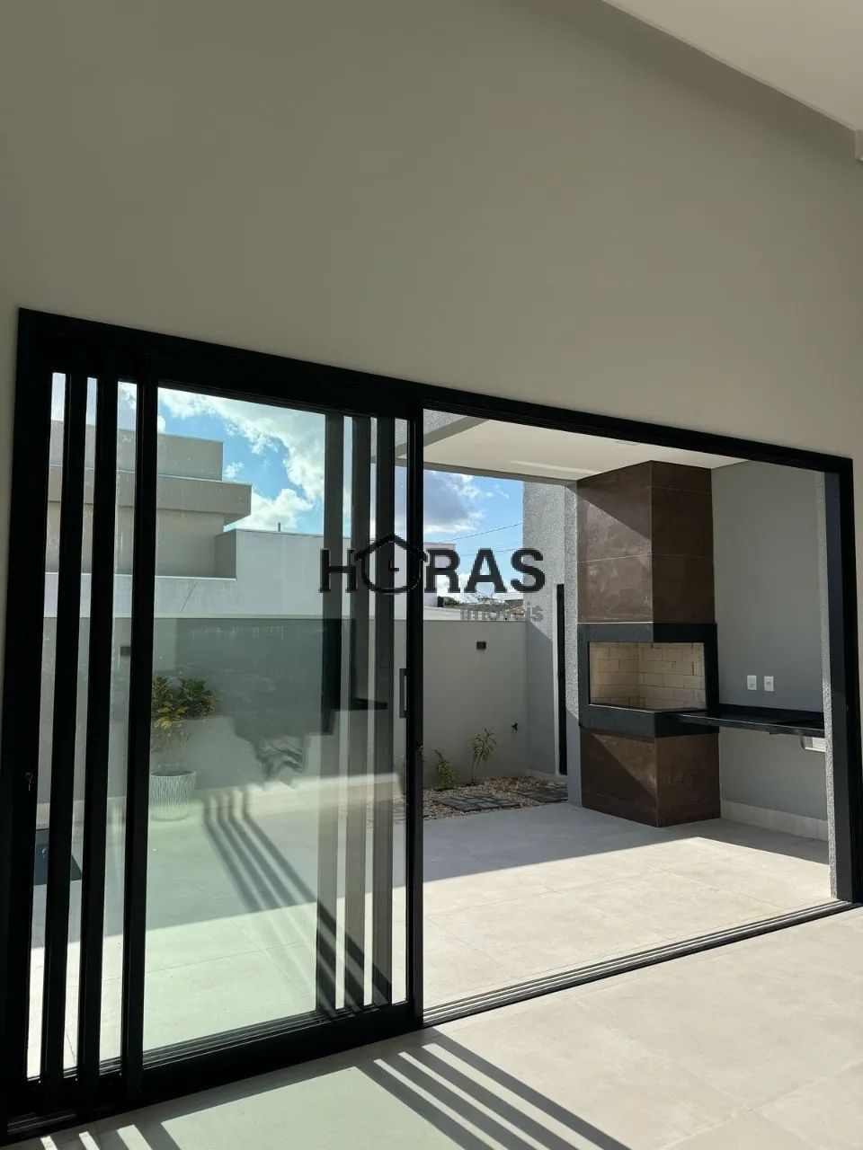 Casa à Venda no Florais do Parque | 3 Suítes | Piscina - Foto 4